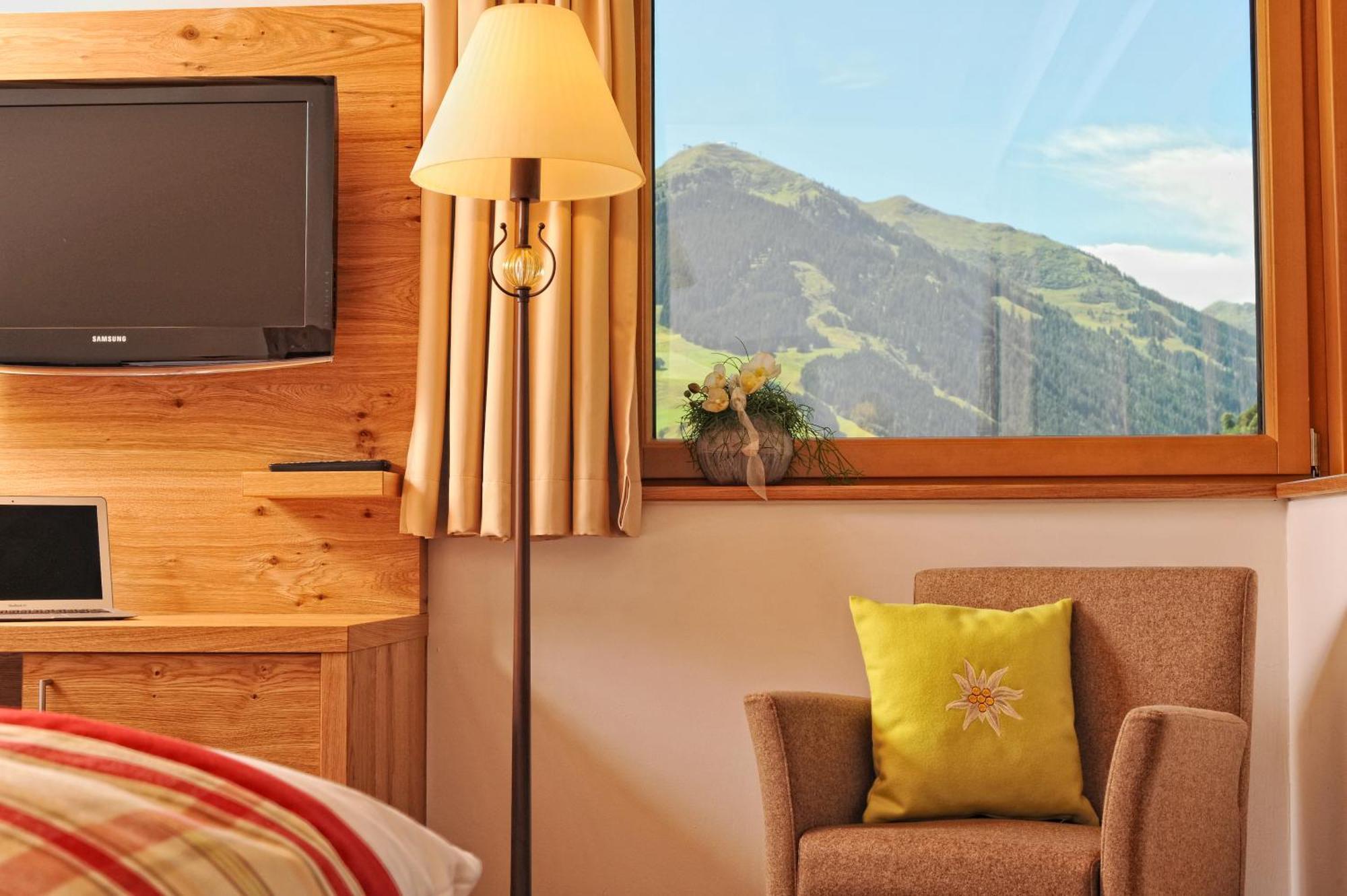 Hotel Barbarahof Saalbach, Inkl Jokercard 外观 照片