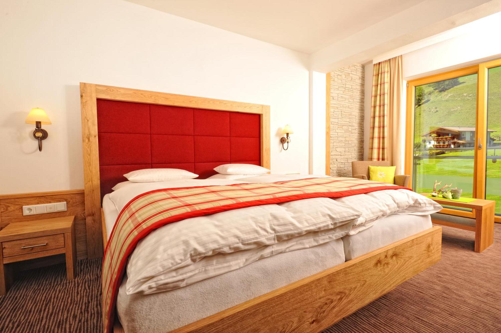 Hotel Barbarahof Saalbach, Inkl Jokercard 外观 照片